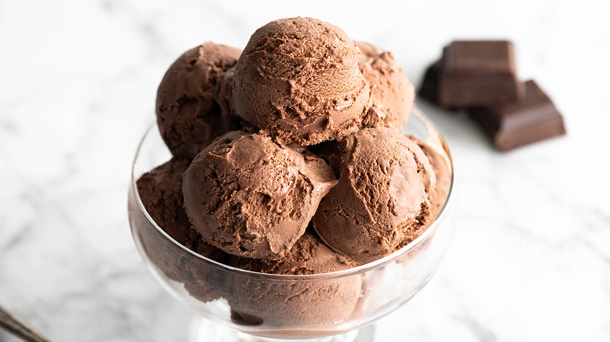 Make Chocolate Ice Cream in 10 Mins: Quick & Easy, No Machine Needed